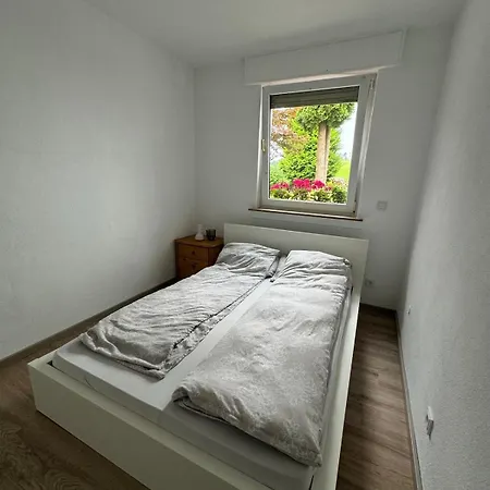 Apartman Newly Renovated City Apartment Herscheid