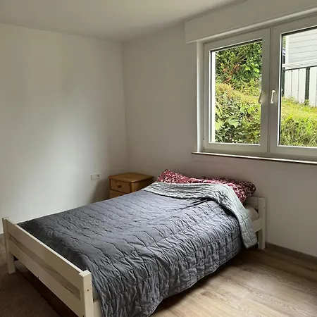 Newly Renovated City Apartment Apartmán